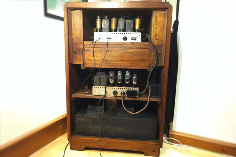 Esperienze di Restauro Radio Epoca di Claudio Sicollo